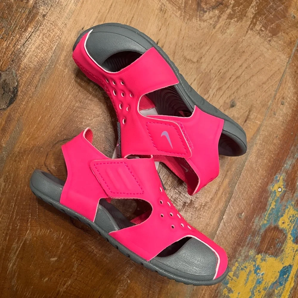 NWT Nike Kids Sunray Protect Sandals